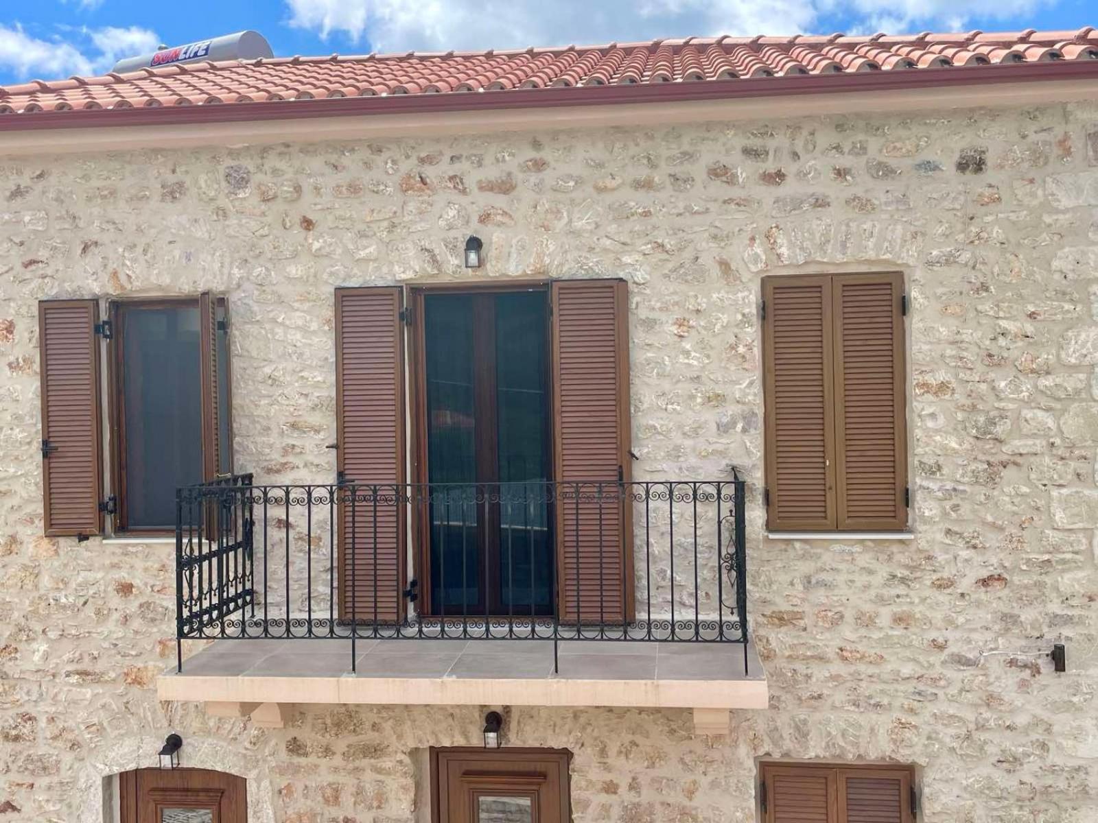 Apartment Artemis Seasons Elliniko (Arcadia)